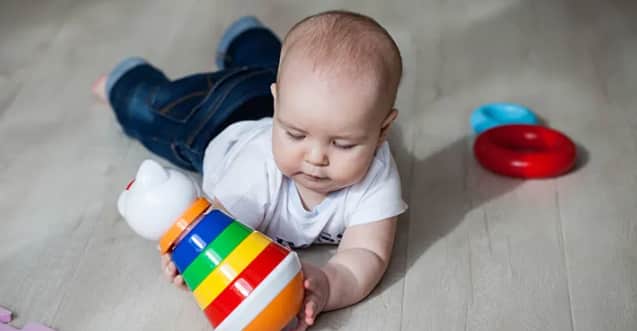 bebeklerde motor gelişimi aktiviteleri