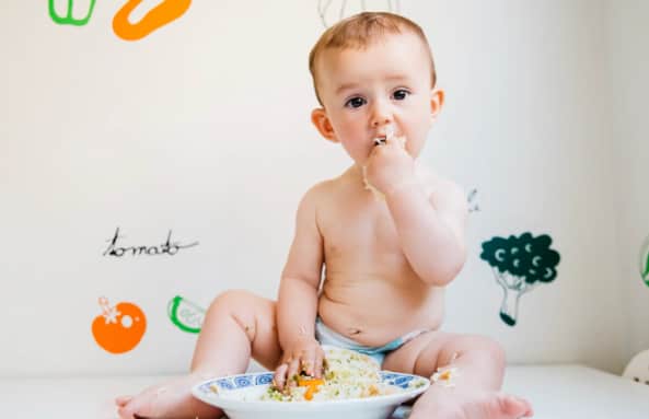 bebeklerde ilk 1 yıl beslenmesi