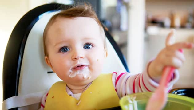 bebeklerde ilk 12 ay beslenme