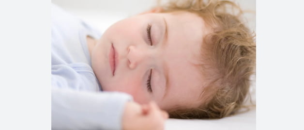 yeni doğan gece huzuru