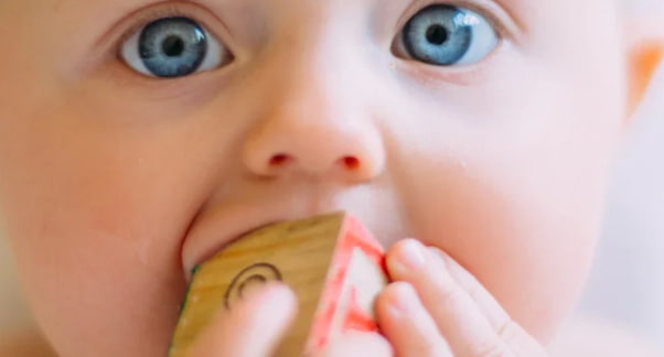 bebek için diş çıkarma