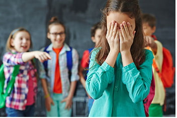 akran zorbalığı nedir