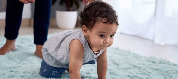 bebeklerde sırtüstü emekleme ipuçları